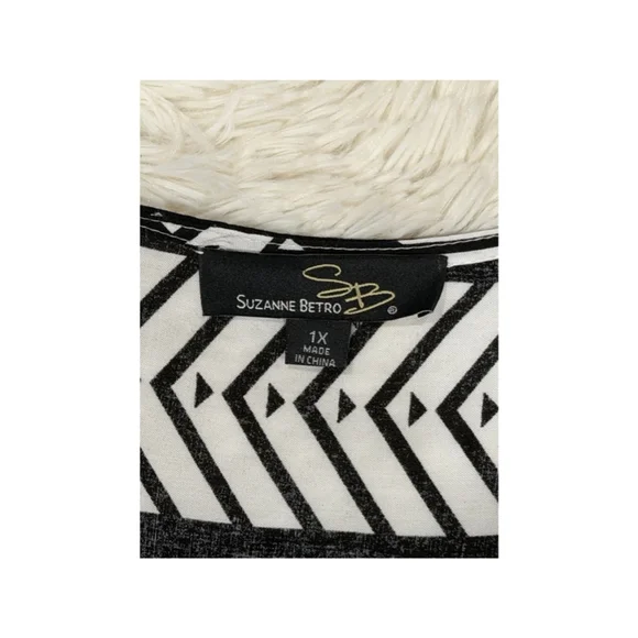 Suzanne Betro Plus 1X Black White Long Sleeve Dress - Size 1X (EUC) - Picture 3 of 4